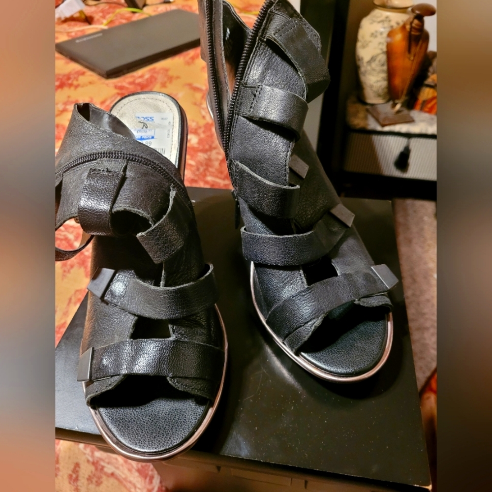 Women shoes